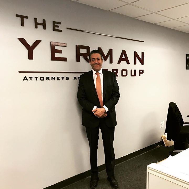 El socio gerente en el Grupo Yerman, Gary Yerman. Gary tiene más de 20 años de e...