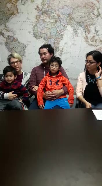 Nuestros clientes no tenían estatus en los EE. UU. durante más de 10 años, pero ACABAN DE OBTENER SUS TARJETAS DE RESIDENCIA FRENTE A UN JUEZ DE INMIGRACION