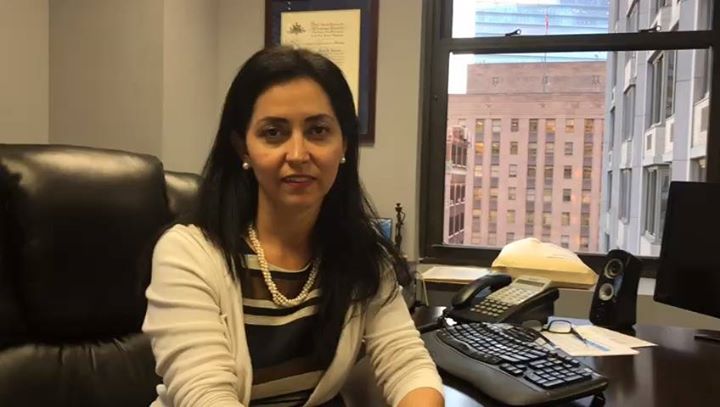 ¿De qué manera y a quien le afectara la nueva políza de inmigración sobre beneficios públicos? Nuestra abogada explica.